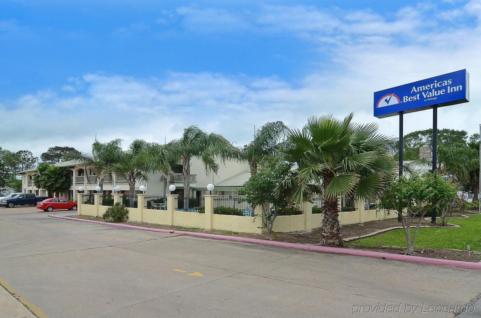 Americas Best Value Inn West Columbia Extérieur photo
